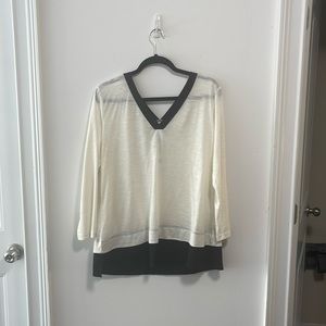 🤍 NWT Calvin Klein Ivory & Black Contrast Top 🤍